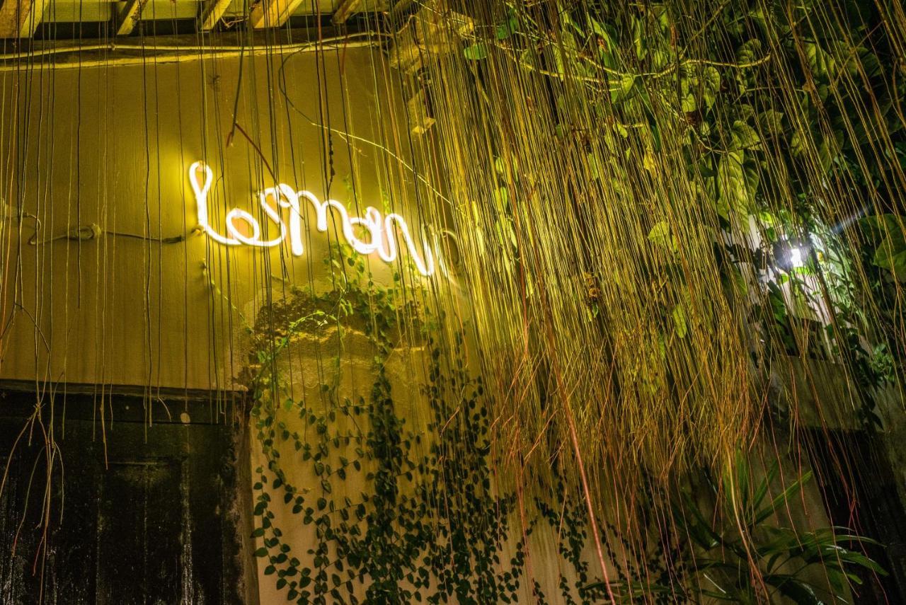 Losmanos Hostel Yogyakarta Luaran gambar